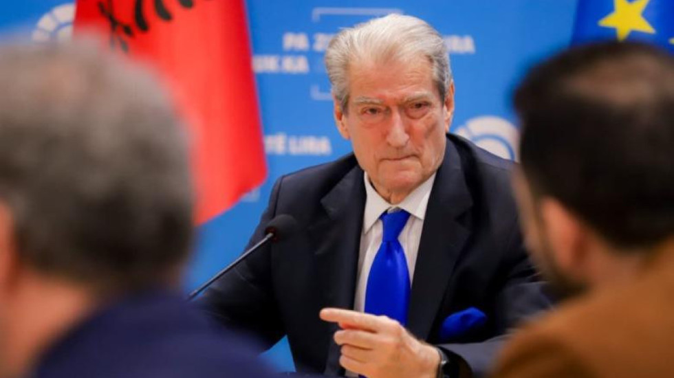 Berisha për lëvizjet e Salianjit dhe Alimehmetit: Takimet në kafe s’meritojnë komente