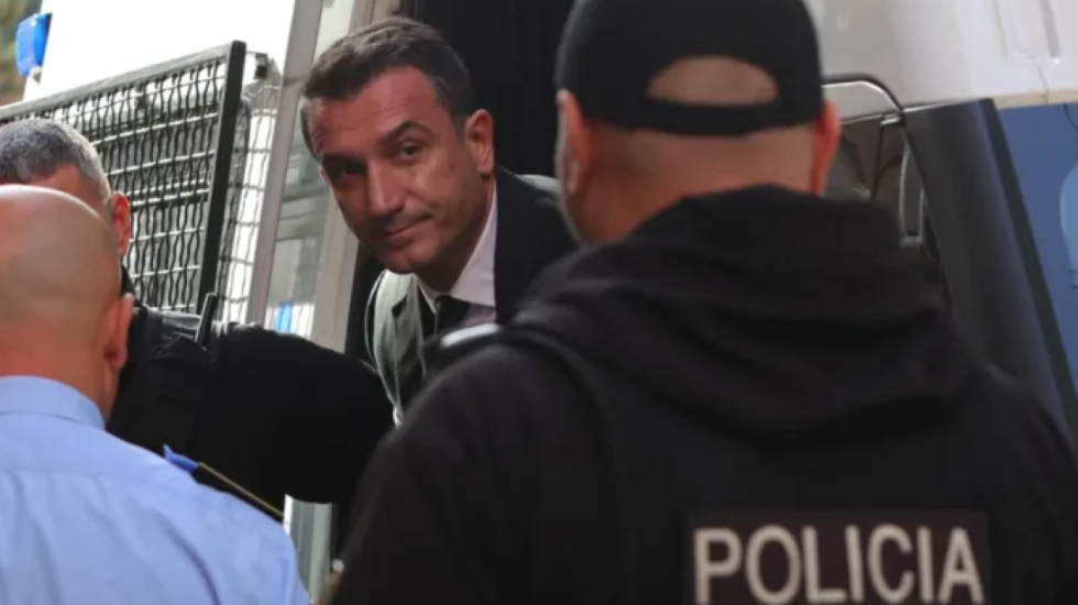 Veliaj kërkesë GJKKO të njihet me aktet e dosjes: Vendosja në kafaz, trajtim degradues