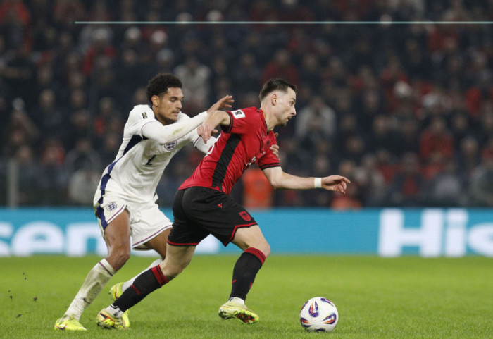 U largua nga fusha me barelë dhe mes lotëve, Arbër Hoxha jep sinjale pozitive