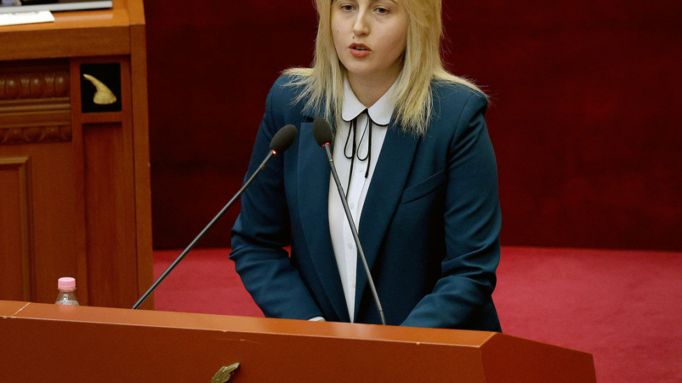 Ndalimi i Mogherinit “zbret” në Kuvend, Zhupa: Tani u kuptua standardi europian i mazhorancës