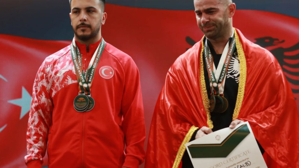 Briken Calja kampion absolut i Ballkanit, vendos rekord në shkëputje