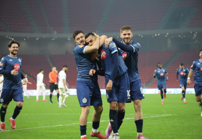 Festival golash në derbin e kryeqytetit, Dinamo fundos Tiranën