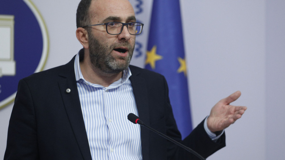 Bardhi i del krah Berishës pas takimit të Salianjit në Durrës: Mbledhjet jashtë partisë janë private