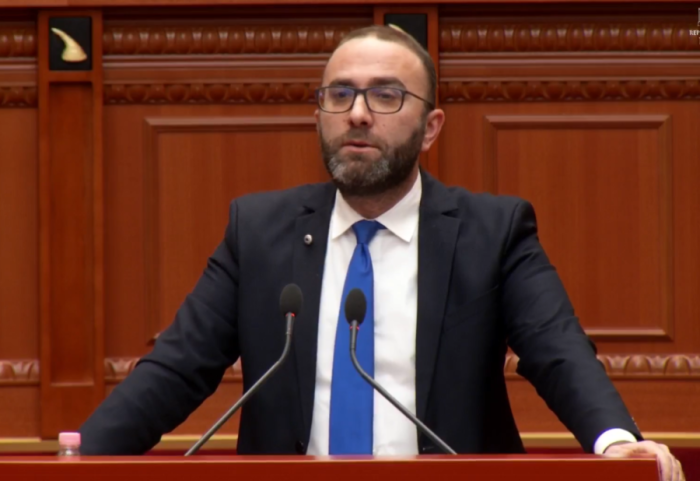 Gazment Bardhi akuzon kryeministrin: Rama, presion Kushtetueses