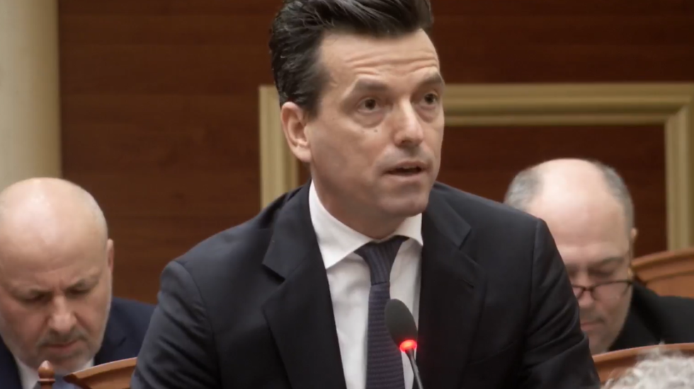 “Balluku” përplas Ballën me Shehajn: Laje gojën kur përmend emrin tim