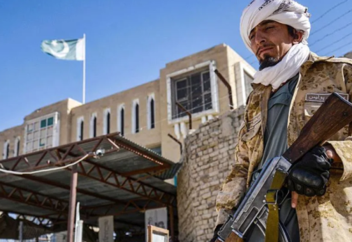 Rikthehen luftimet në kufirin me Afganistanit dhe Pakistanit