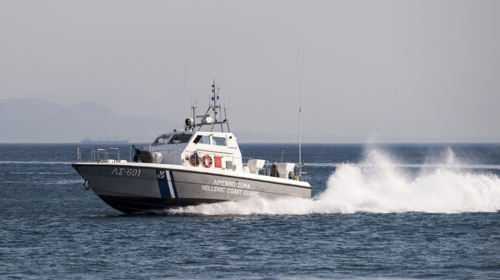 Tragjedi në jug të Kretës, humbin jetën 18 emigrantë