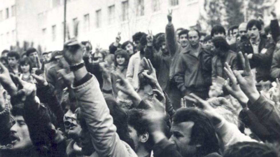 “Dita e Rinisë”, përkujtohet 35 vjetori i lëvizjes që solli demokracinë