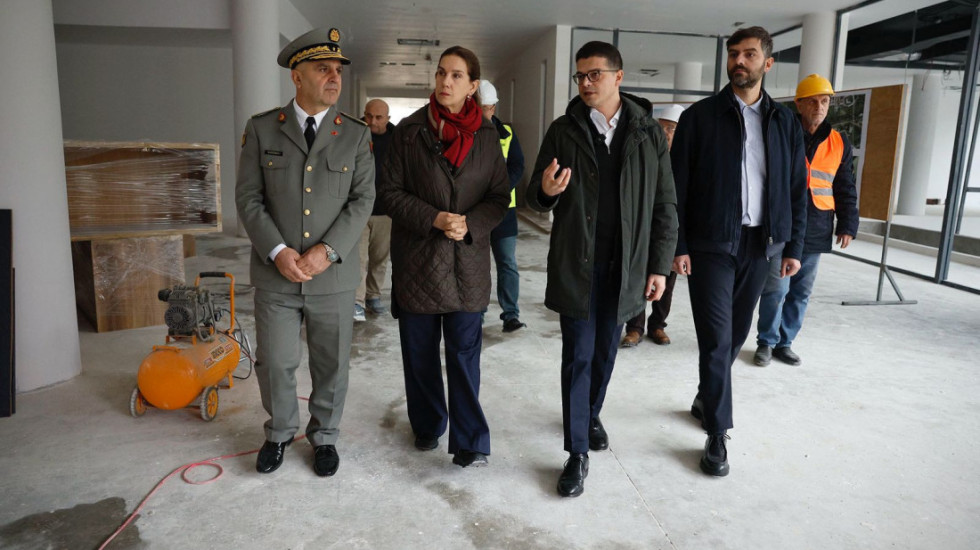 Kumbaro dhe Vëngu inspektojnë kampusin e ri të Akademisë së Forcave të Armatosura