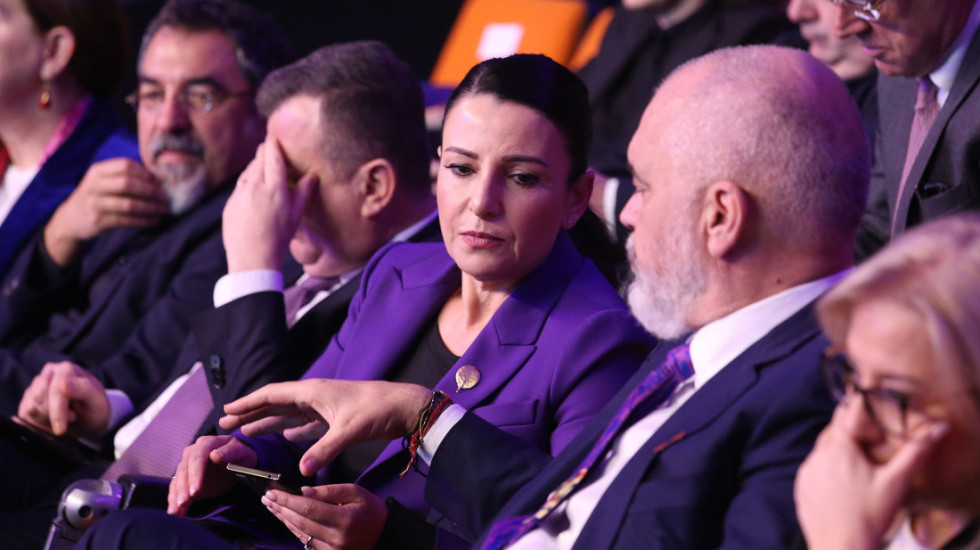 “Jam palë, nuk e mbyll gojën”, Rama i përgjigjet Shoqatës së Gjyqtarëve për çështjen ‘Balluku’