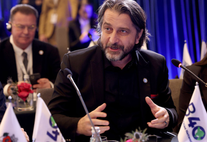 Përparim Rama nis zyrtarisht mandatin e dytë: Bllokadat penguan zhvillimin e Prishtinës