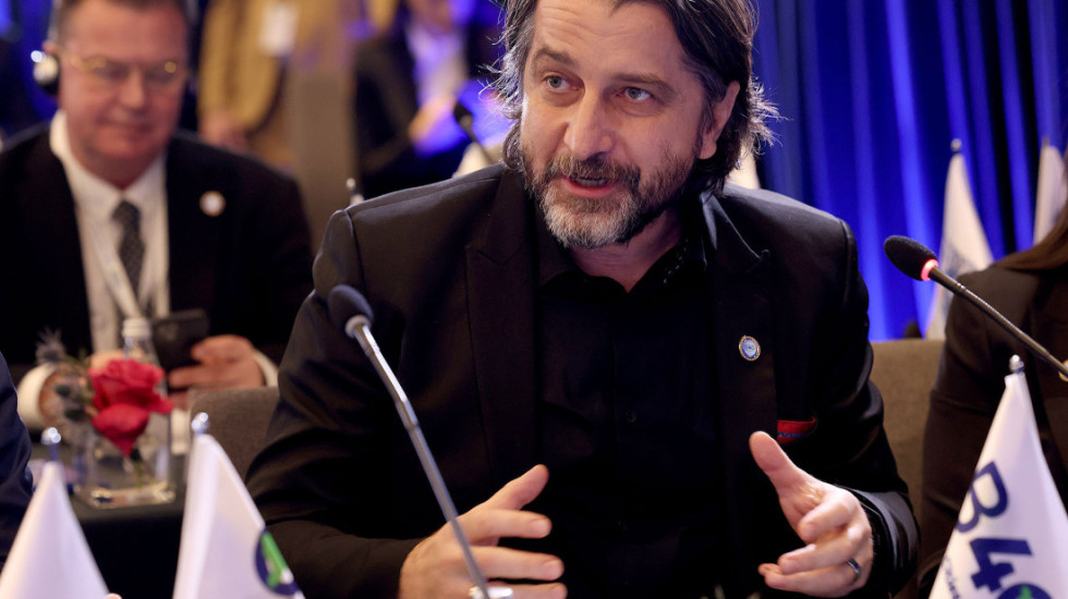 Përparim Rama nis zyrtarisht mandatin e dytë: Bllokadat penguan zhvillimin e Prishtinës