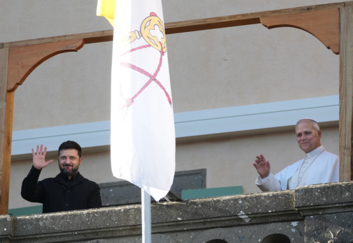 "Nuk i falim territor Rusisë", Zelensky kërkon edhe 'bekimin' e Papës pas mbështetjes nga liderët e BE