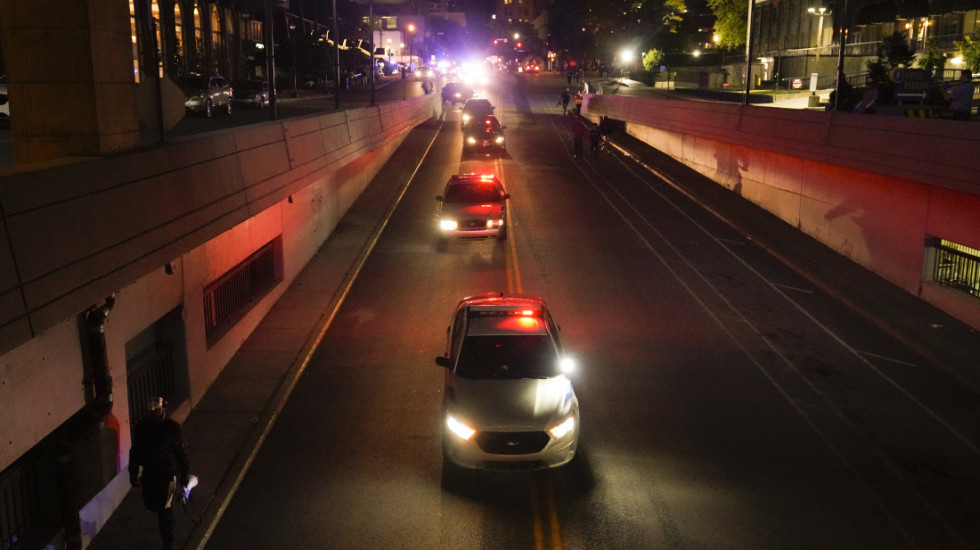 Të shtëna në universitetin e Kentuckyt, raportohet një i vdekur