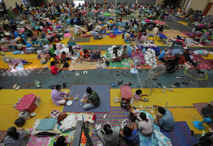 Konflikti Tajlandë-Kamboxhia, 400 mijë të evakuuar nga zonat kufitare