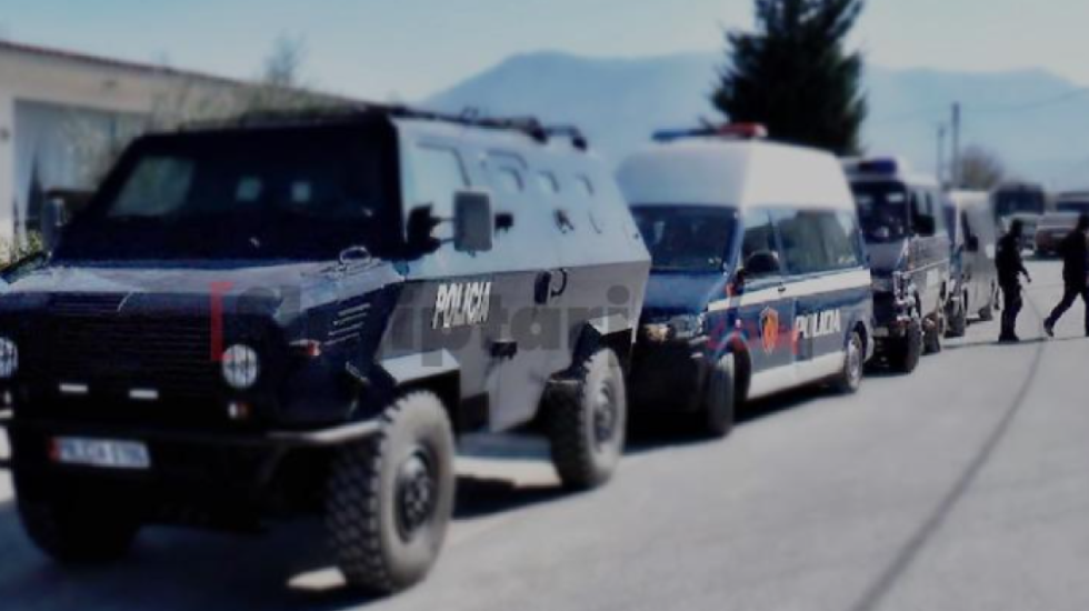 FNSH mësyn në Nikël, kontrolle në banesat e fisit Rraja, 6 të arrestuar