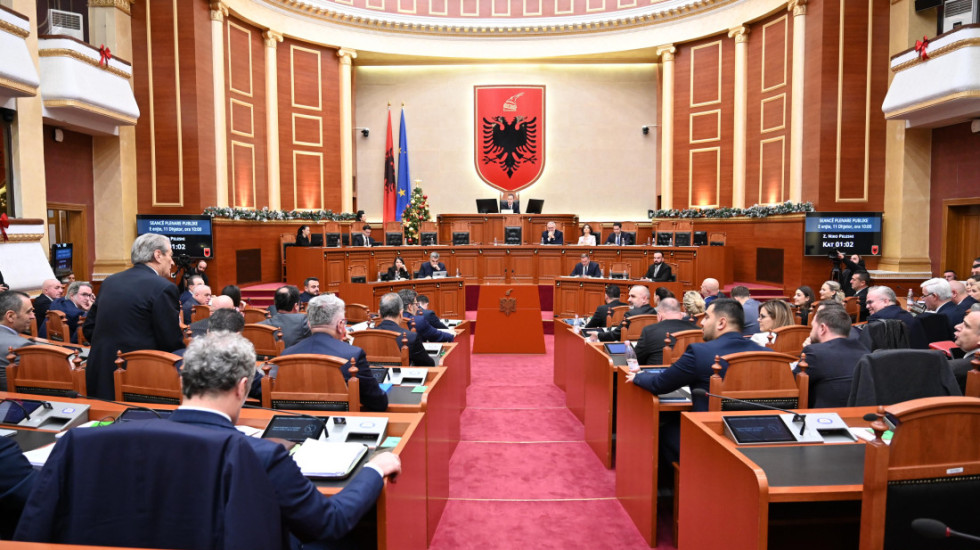 Miratohet buxheti i vitit 2026, nga 1 janari paga minimale 50 mijë lekë