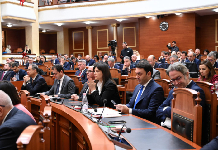 Mazhoranca rrëzon kërkesën e PD, sot votohet për Avokatin e Popullit