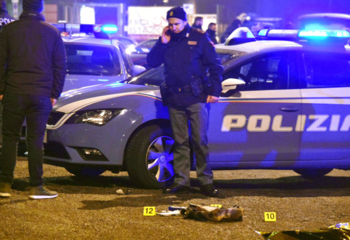 Grabitet furgoni i blinduar në Itali, komandoja e armatosur merr 300 mijë euro