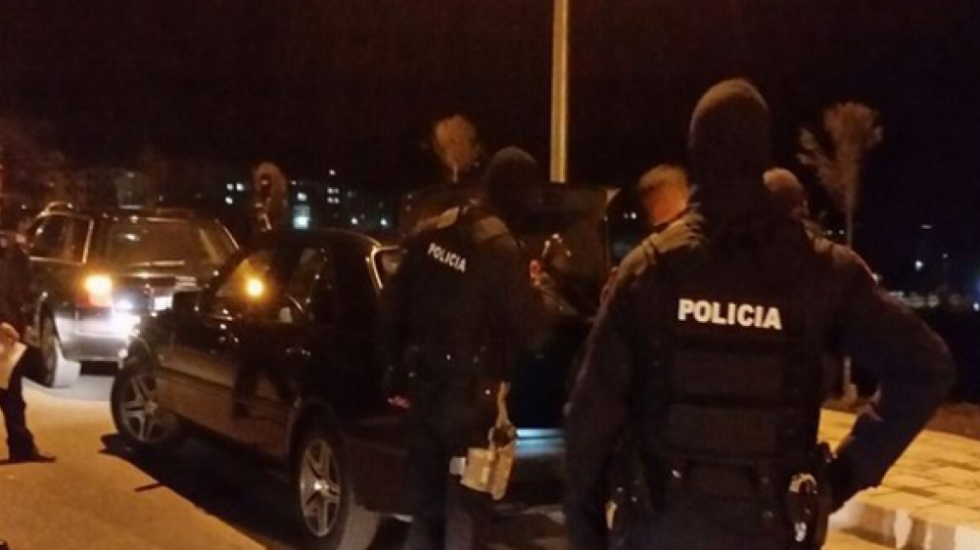 Mbajtën 2 javë peng kosovarin në Vlorë dhe e dhunuan, shoqërohen 4 persona, i kërkuan 70 mijë euro