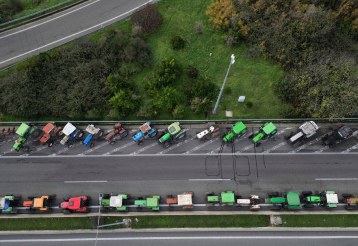Nuk ndalen fermerët grekë, bllokohet sërish Kakavijë-Janinë