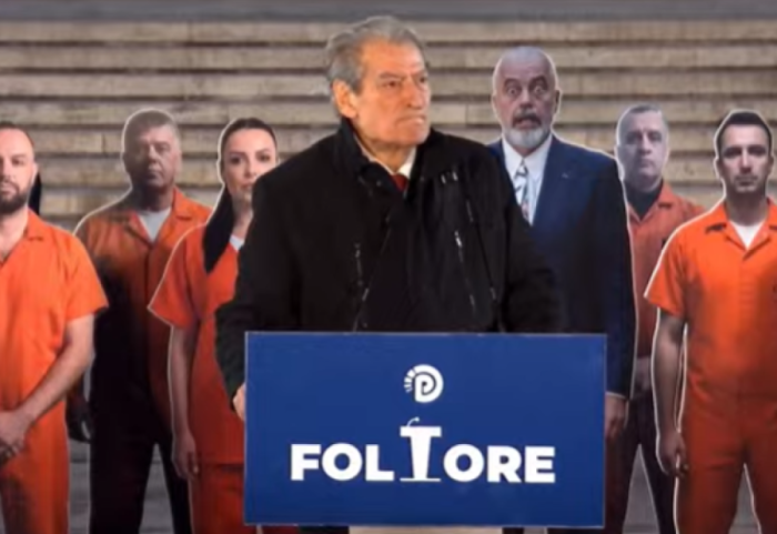 “Do të qëndrojmë 3 javë”, Berisha nga Foltorja: Rama do ikë me autoblinda