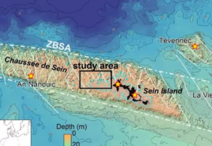 Shkencëtarët zbulojnë murin 120 metra të gjatë në fund të detit