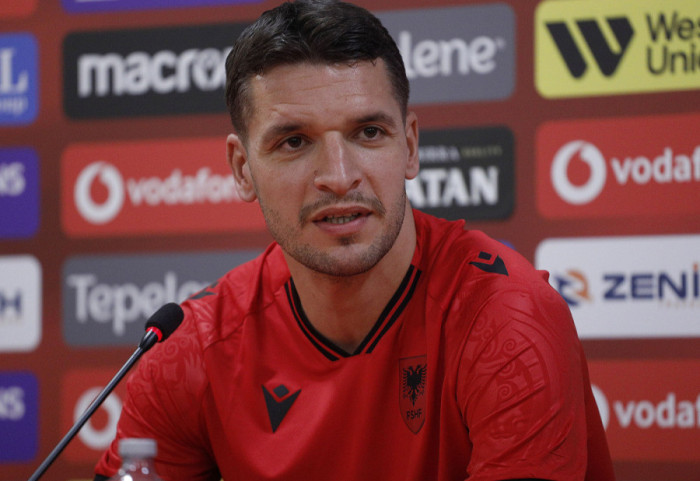 Berat Gjimshiti e mbyll vitin i dëmtuar, sa do të mungojë kapiteni?