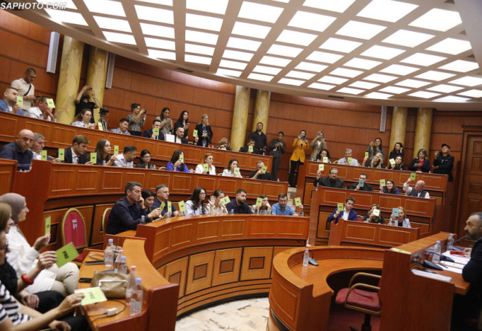 Tirana me buxhet 400 milionë euro, miratohet edhe pa Veliajn, PD: Procesi jo legjitim!