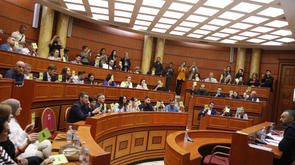 Tirana me buxhet 400 milionë euro, miratohet edhe pa Veliajn, PD: Procesi jo legjitim!