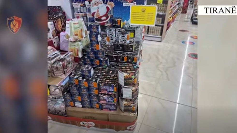 Tregtonin fishëkzjarrë në mënyrë të paligjshme, arrestohen tre persona