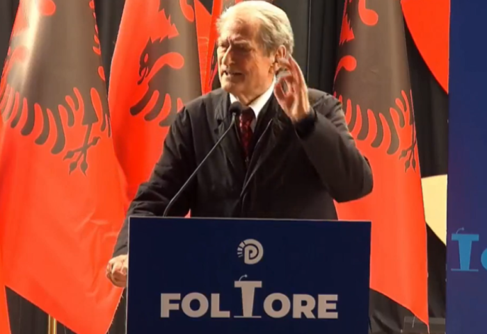 “Balluku me 300 apartamente”, Berisha nga Kurbini: Nga “babysitter”, tani me dy jahte