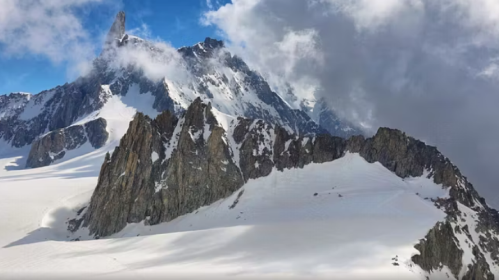 Alarmi i studiuesve: Maja e Malit të Bardhë ka një lartësi të re
