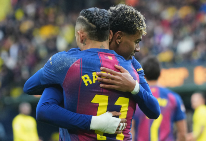 Barcelona nuk ndalet, mposht Villareal dhe blindon kreun