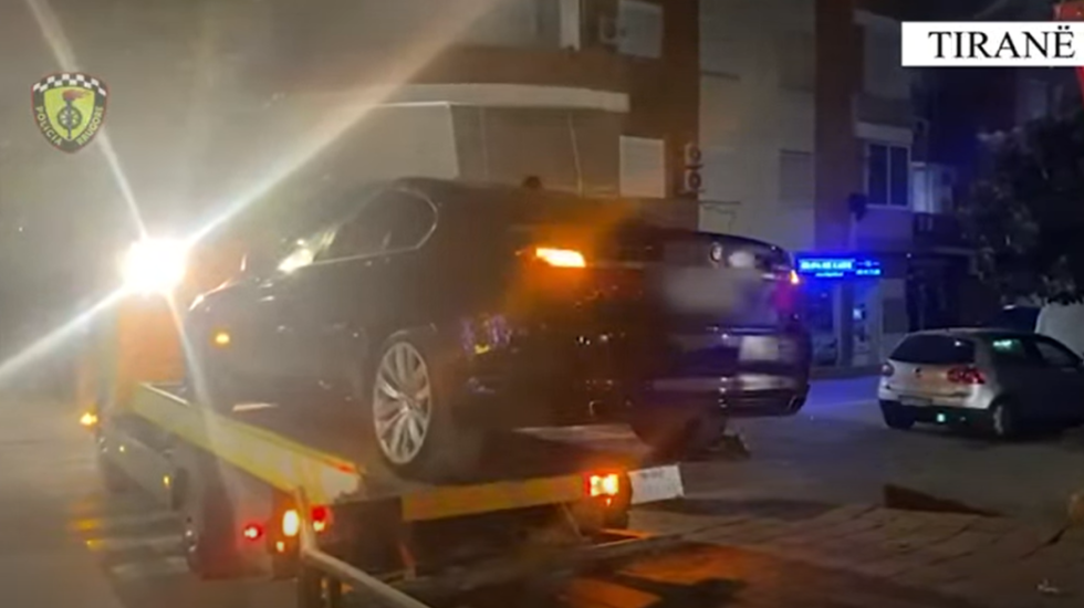 Makina në Tiranë është kthyer në “makth”, mbi 4.700 gjoba vetëm në një javë