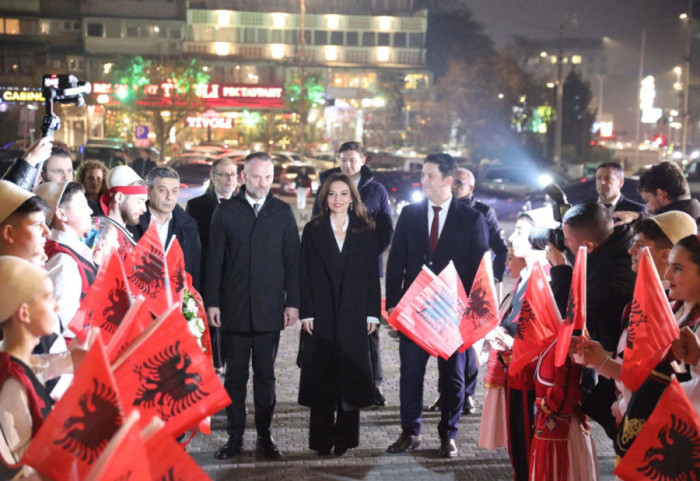 Spiropali nderon Skënderbeun në Shkupin e vjetër: Simbol i qëndresës, dinjitetit dhe shpirtit europian