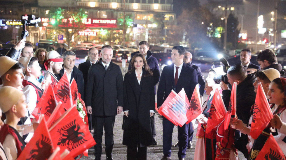 Spiropali nderon Skënderbeun në Shkupin e vjetër: Simbol i qëndresës, dinjitetit dhe shpirtit europian