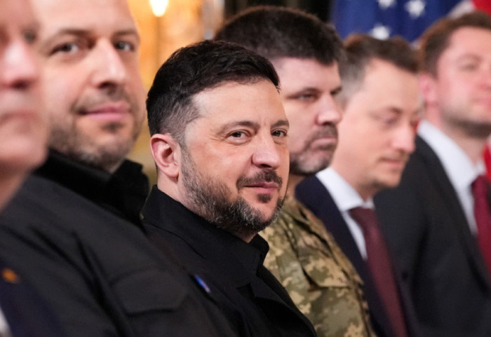 Zelenski uron kombin: Duam fundin e luftës, jo të Ukrainës