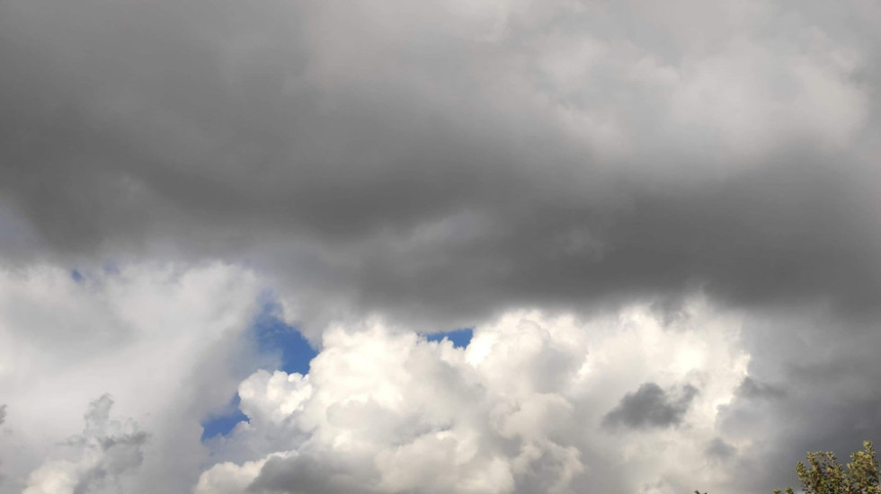 Parashikimi i motit, reshjet vijojnë dhe të mërkurën