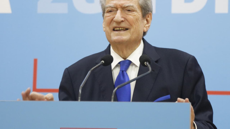 “2026 është viti i shpresës”, Berisha: Të bashkohemi për t’i bërë funeralin Rilindjes