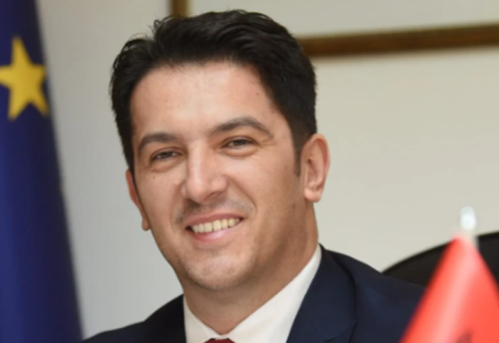 Bekim Sali merr postin e zv.kryeministrit në Maqedoninë e Veriut