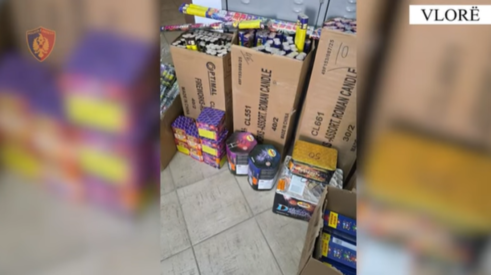 Vlorë, sekuestrohen 691 copë lëndë piroteknike