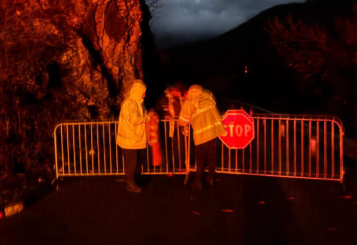 Moti i keq shkakton probleme në veri, bllokohet një aks rrugor në Shkodër