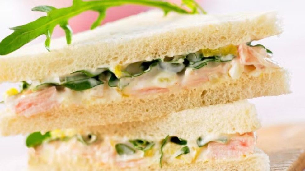 100 vite "tramezzino", tosti i famshëm italian