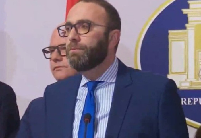 Padi në SPAK për Peleshin, PD: Mbron Belinda Ballukun