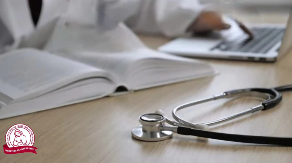 Arrestohet mjeku në Tiranë, dhunoi kryeinfermieren në vendin e punës