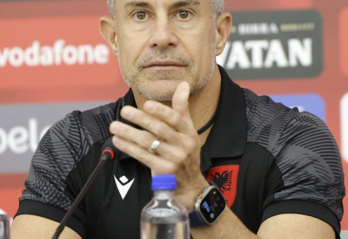 Entuziast për rinovimin, Sylvinho: Përpara me përkushtim