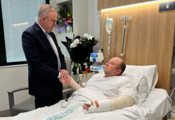 Heroi i Bondi Beach tregon për herë të parë pse nuk qëlloi terroristin