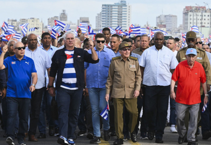 “Do e mbrojmë atdheun deri në pikën e fundit të gjakut”, Kuba i përgjigjet Donald Trump