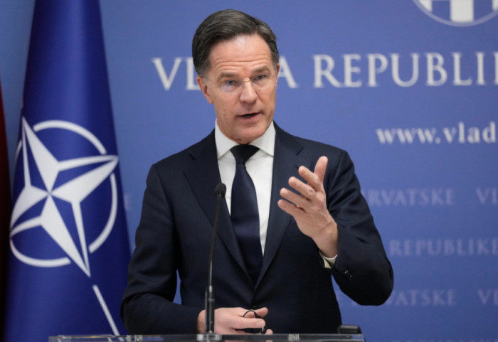 Rutte i pashqetësuar nga Trump: Vendet e NATO-s do ta mbrojnë së bashku Groenlandën dhe Arktikun
